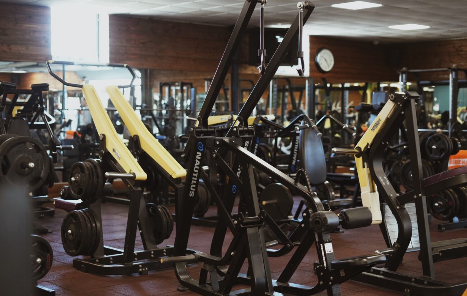 Espace musculation et remise en forme FitGood Nantes — machines Technogym, Nautilus XPLoad et Hammer Strength sur 1200 m²